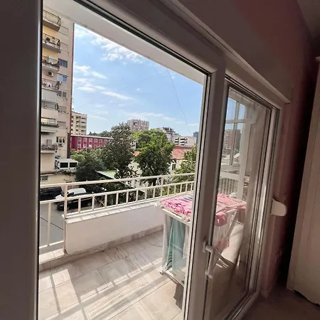 Apartment Superb House @ Rruga Elbasanit Tirana