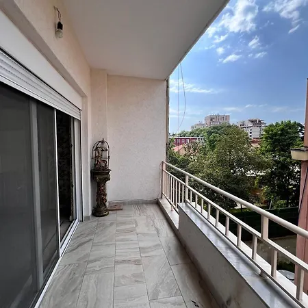 Superb House @ Rruga Elbasanit Apartment Tirana